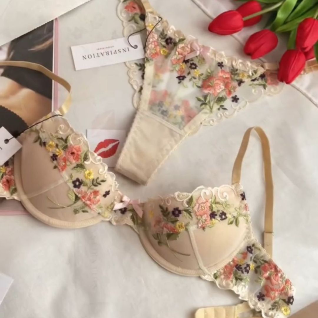 Fancy floral set